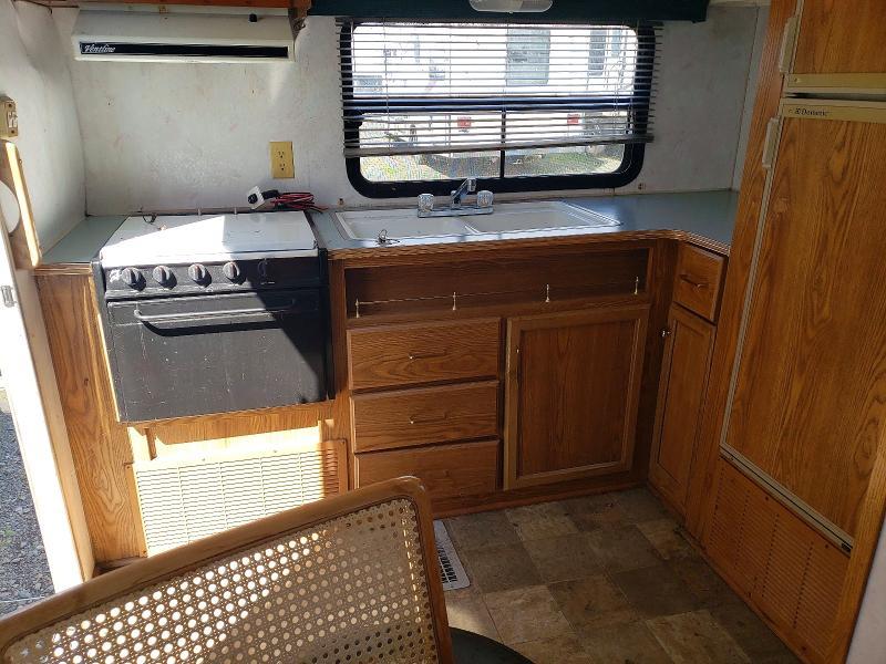 1994 Fleetwood Prowler Camper