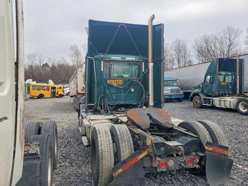 2017 Mack Cxu612 Semi Truck