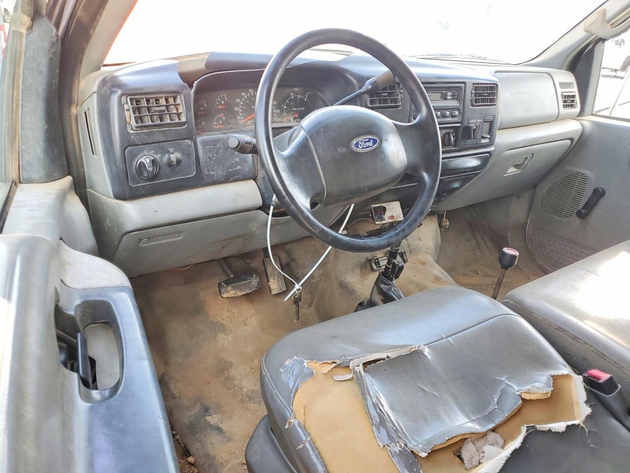2005 Ford F650 Super Duty Dump Truck