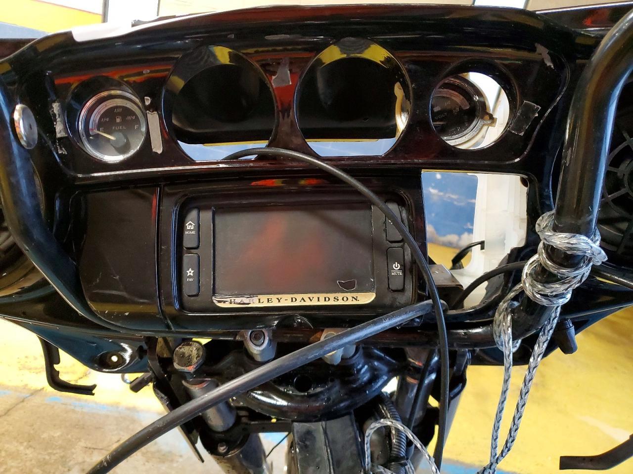2006 Harley-Davidson Flhxi