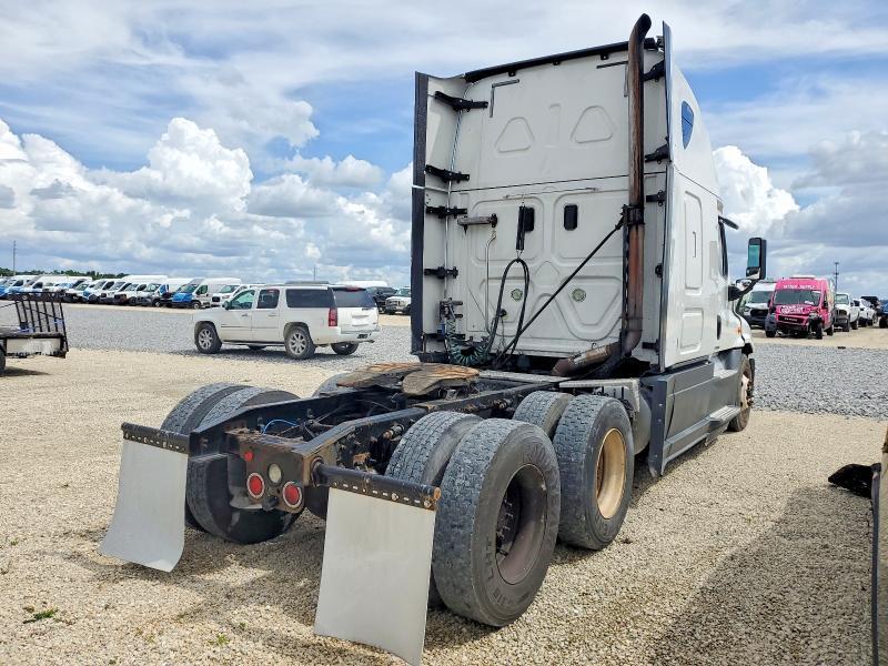 2017 Freigliner 2017 Freightliner Cascadia 125 Semi Truck