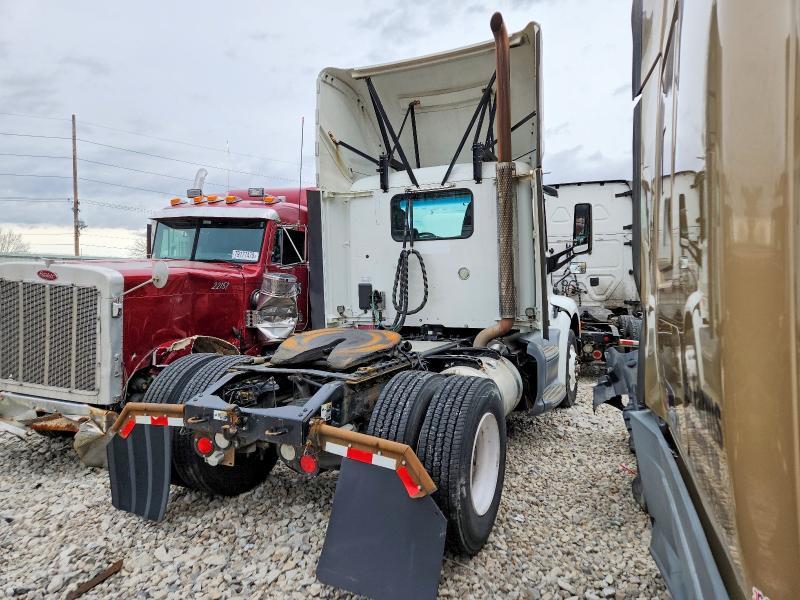 2016 Peterbilt 579 Semi Truck