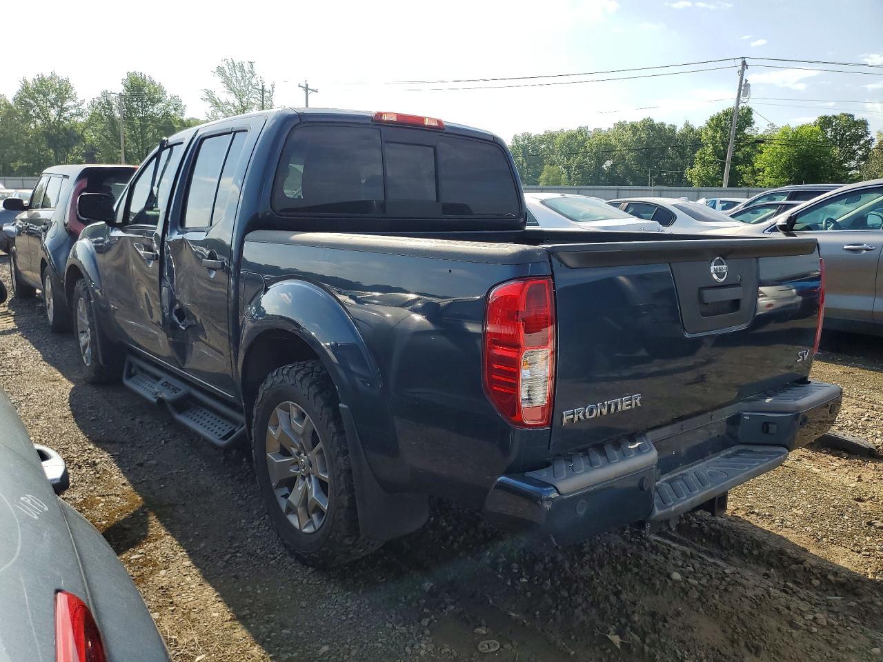 2021 Nissan Frontier SV