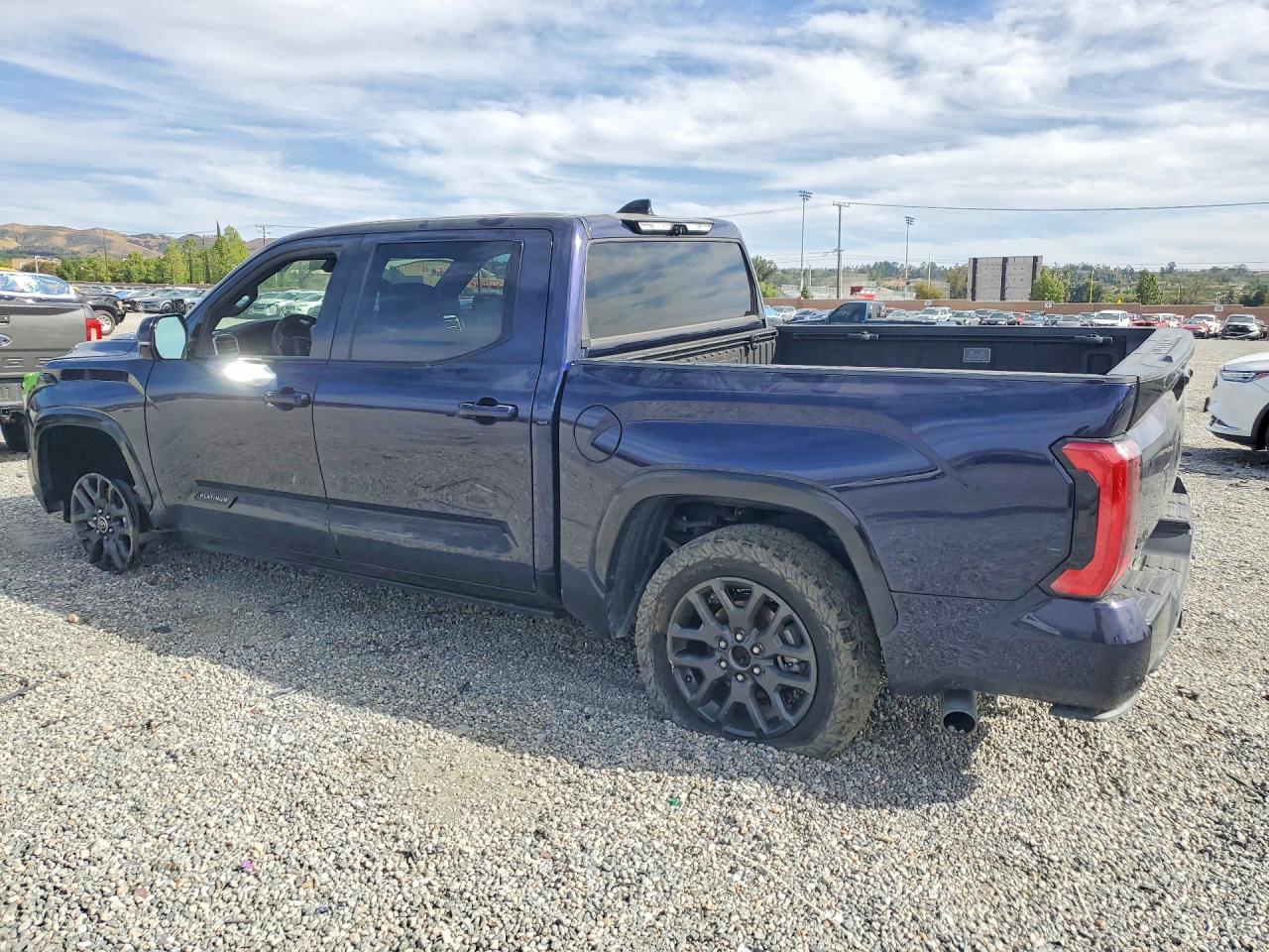 2023 Toyota Tundra Platinum HV