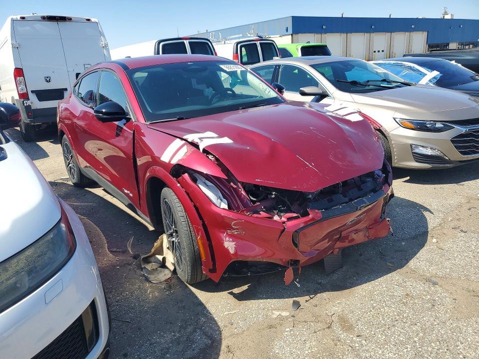 2025 Ford Mustang Mach-e Premium