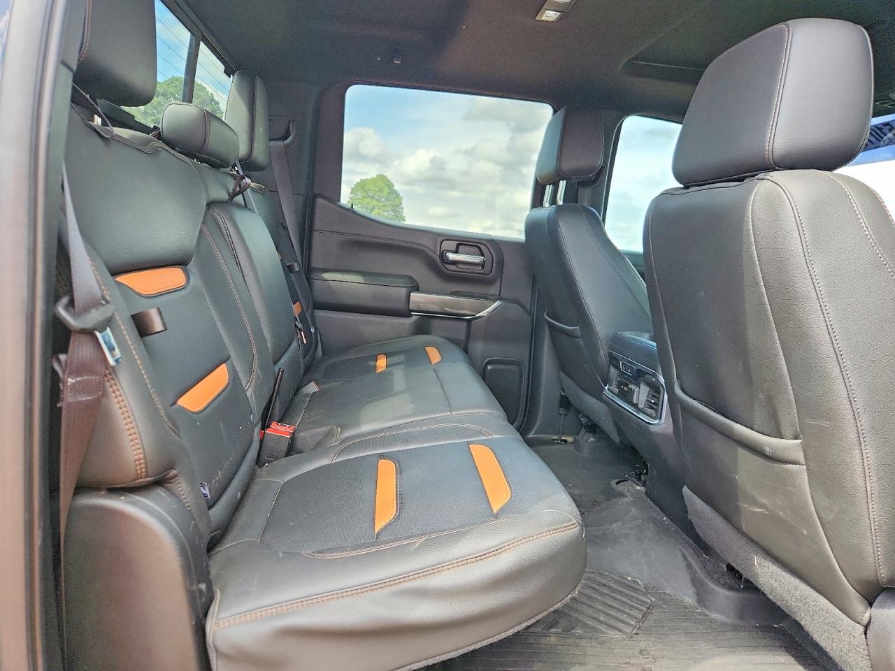 2020 GMC Sierra K1500 AT4