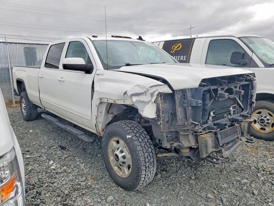 2015 GMC Sierra K2500 SLE