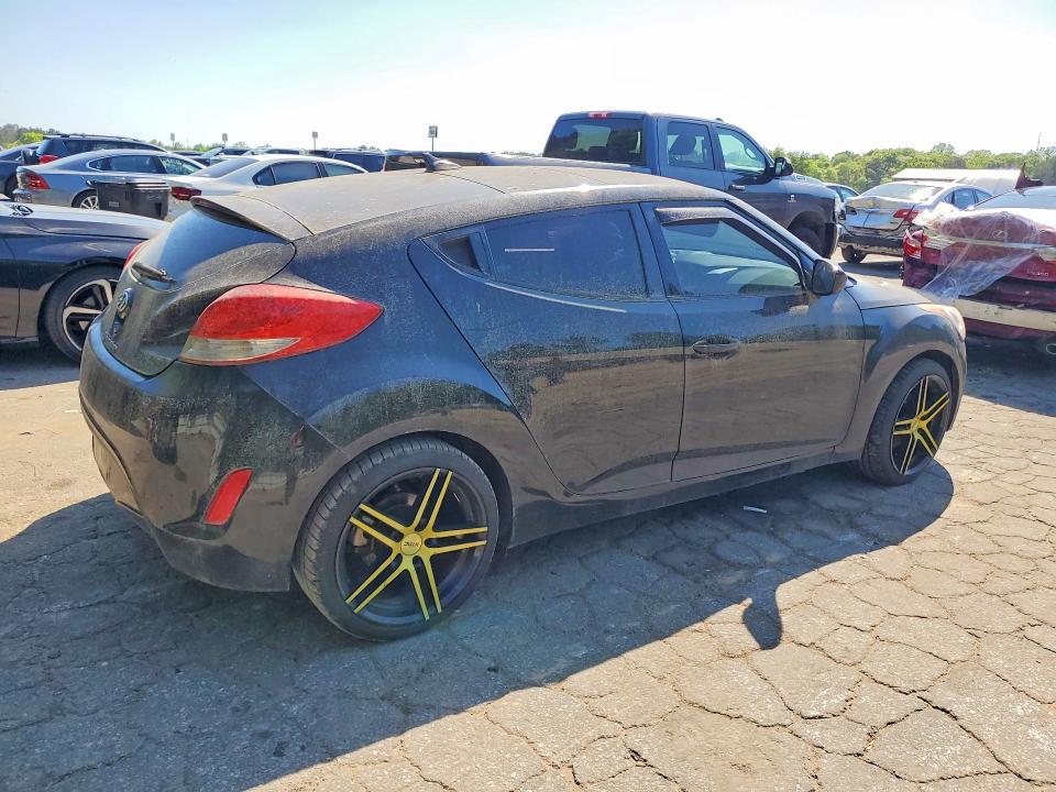 2016 Hyundai Veloster Base