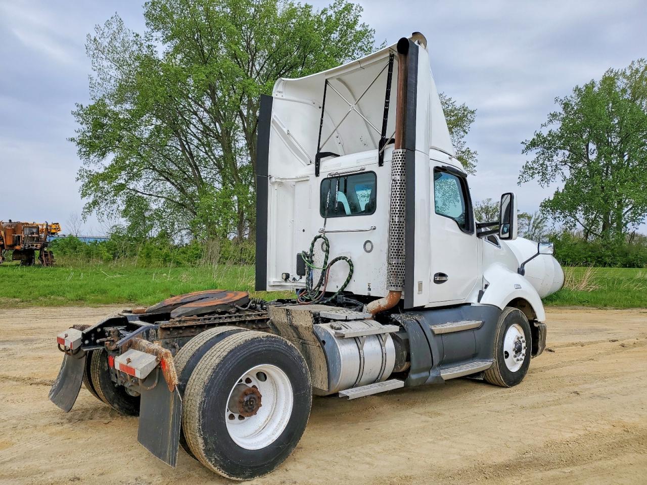 2018 Kenworth T680 Semi Truck