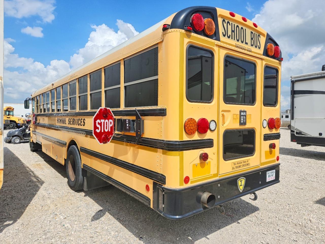 2010 Ic Corporation CE Series School-School Bus