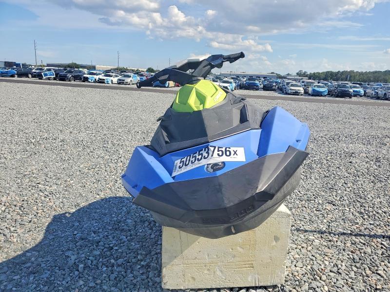 2021 Seadoo 2021 SEA-DOO Spark Trixx 2UP-Personal Watercraft