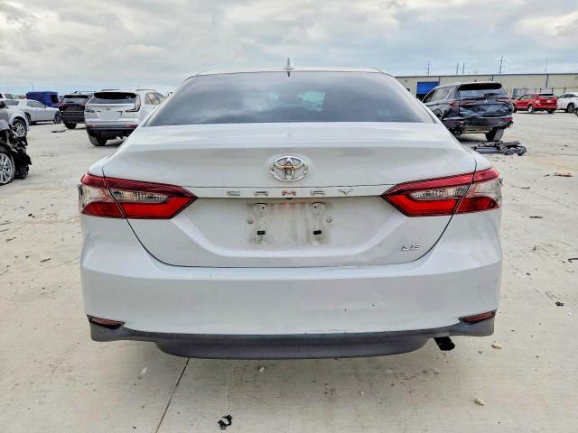 2023 Toyota Camry le