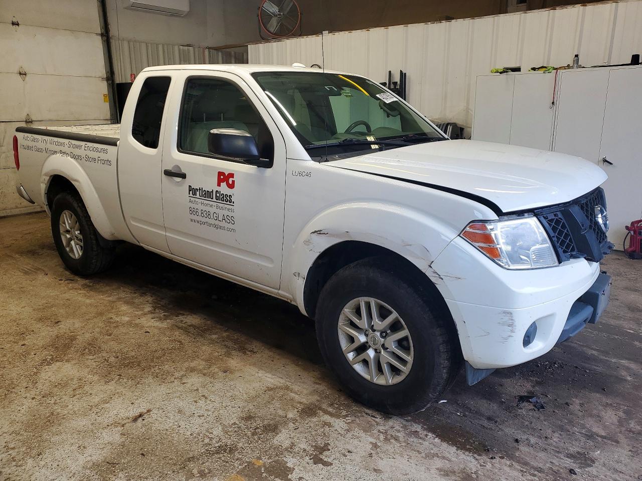 2015 Nissan Frontier SV V6