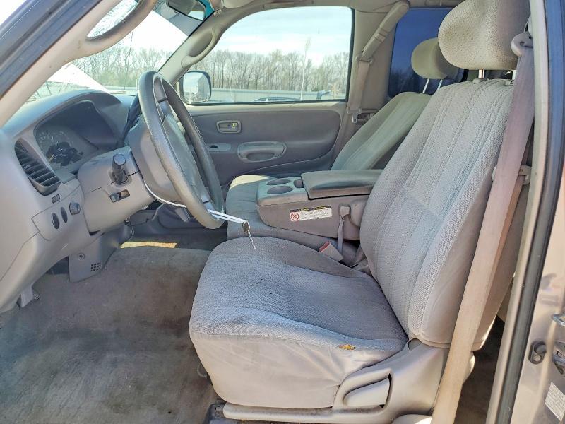 2002 Toyota Tundra SR5 V8