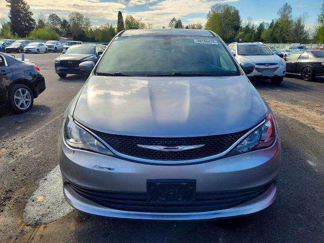 2017 Chrysler Pacifica lx
