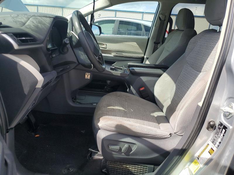 2021 Toyota Sienna le 8-passenger