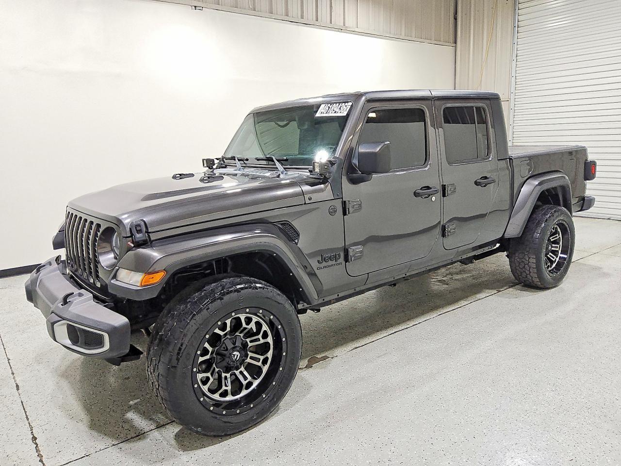 2022 Jeep Gladiator Sport