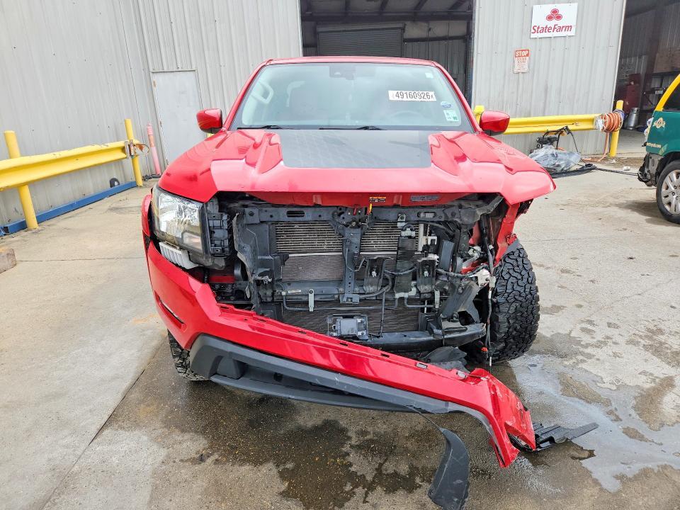 2022 Nissan Frontier SV