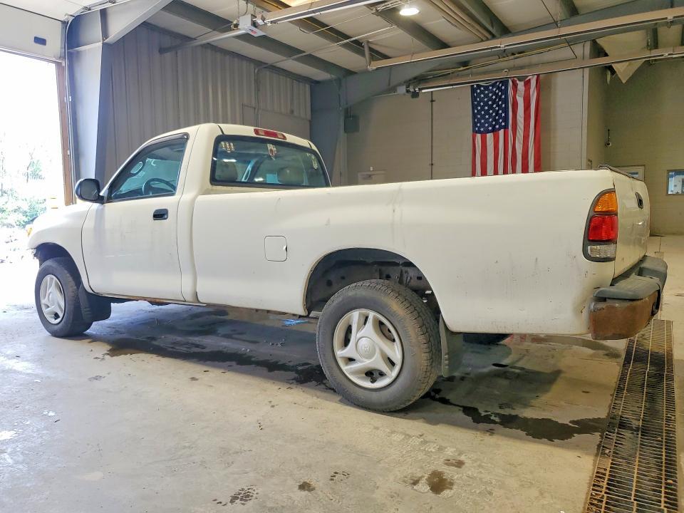2003 Toyota Tundra Base