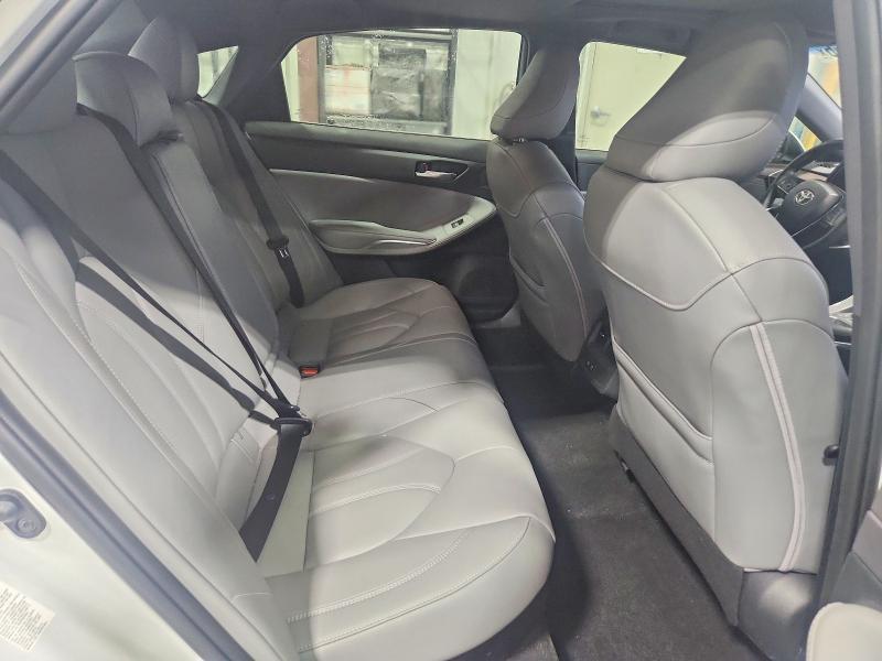 2019 Toyota Avalon Hybrid xle