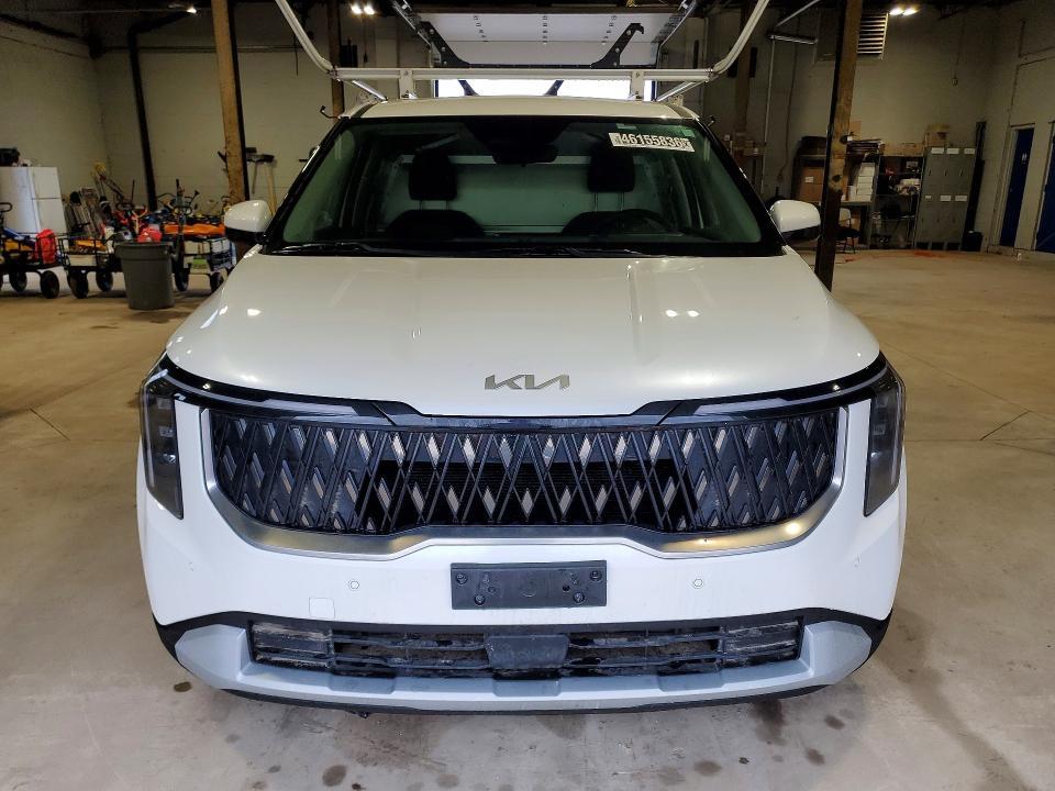 2025 KIA Carnival LX