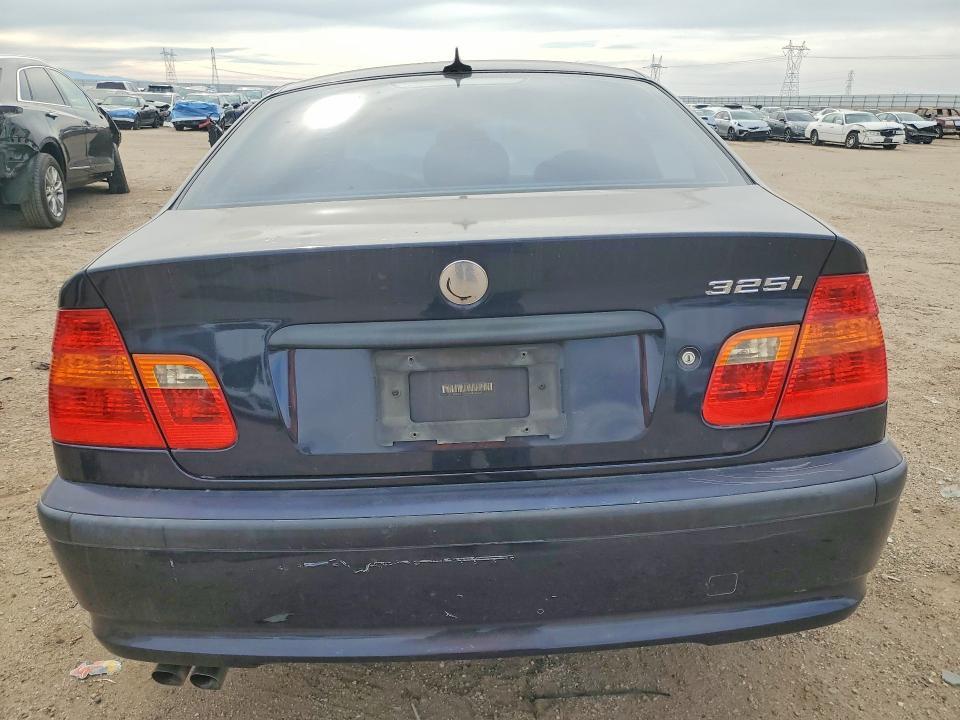 2004 BMW 325 i