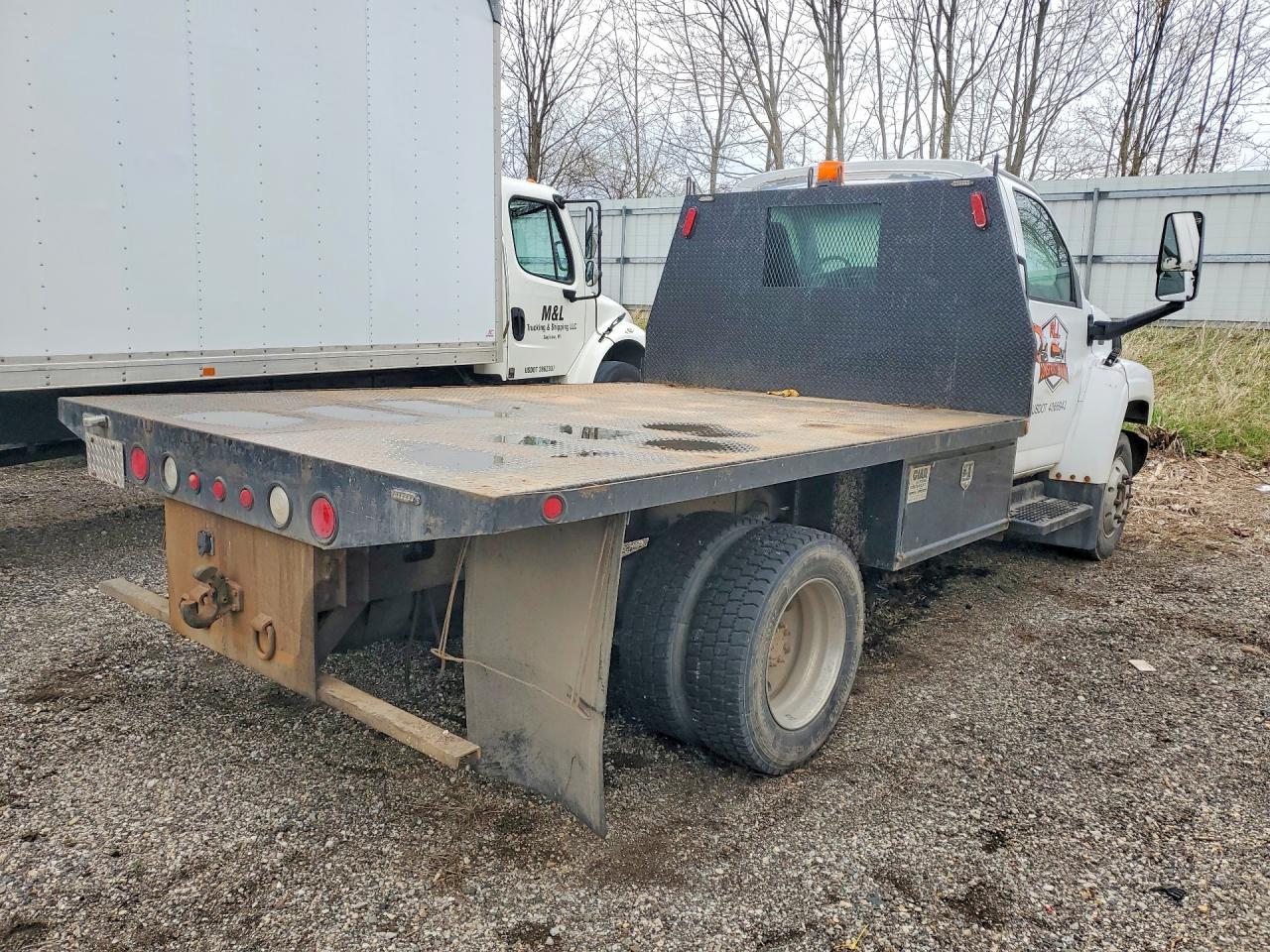 2008 GMC C5500 Flatbed Truck