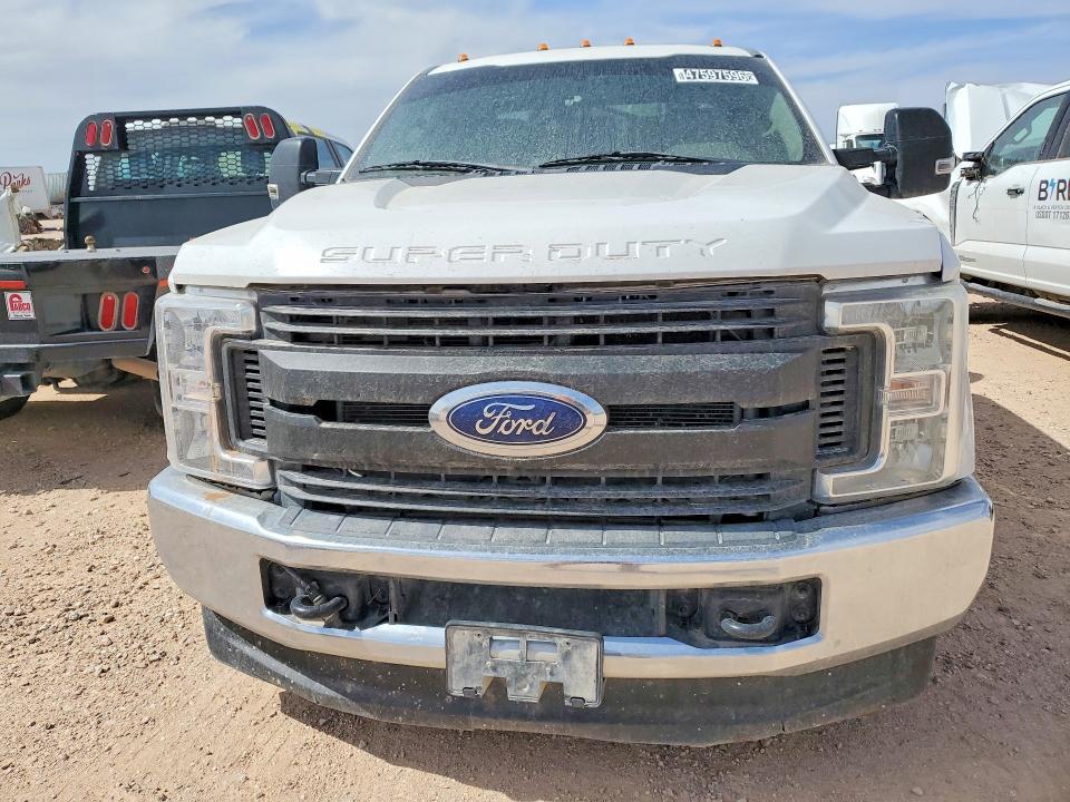2019 Ford F350 Super Duty Utility / Service Truck