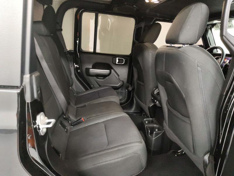 2022 Jeep Gladiator Sport