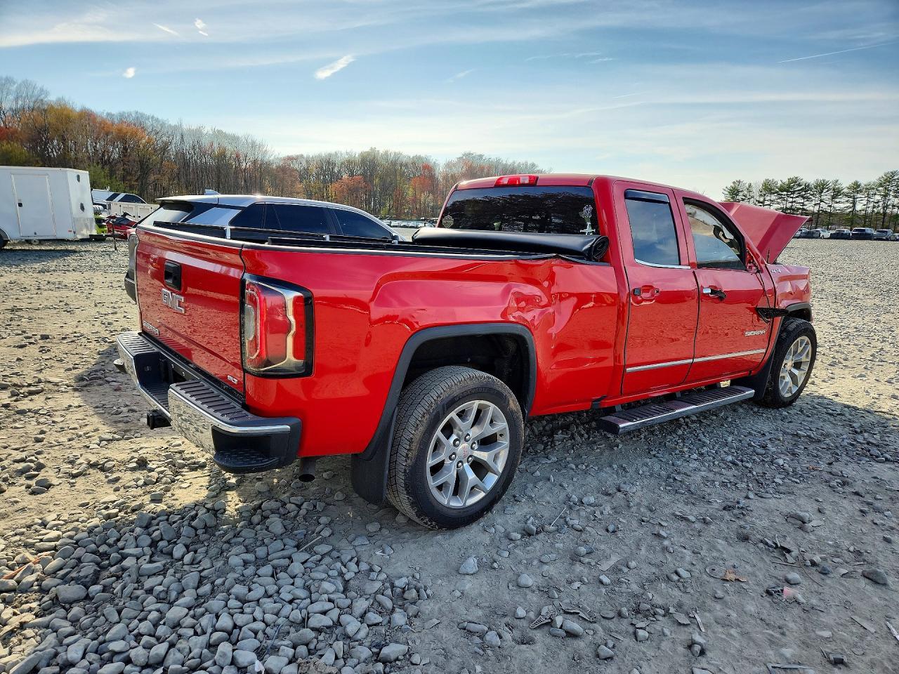 2018 GMC Sierra K1500 SLT