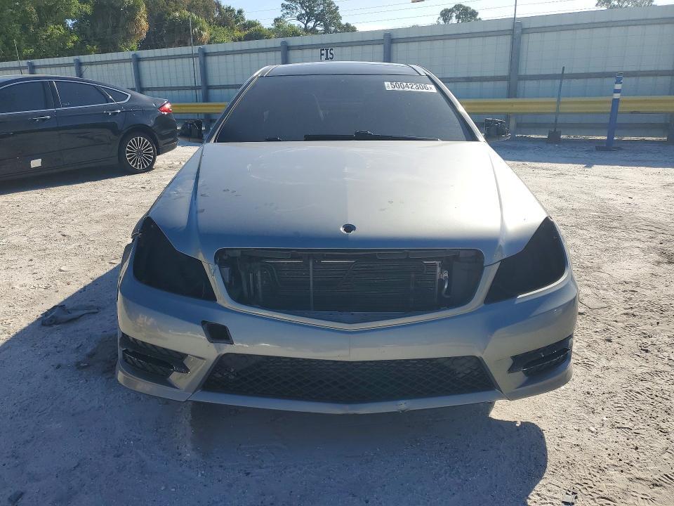 2014 Mercedes-Benz C 250