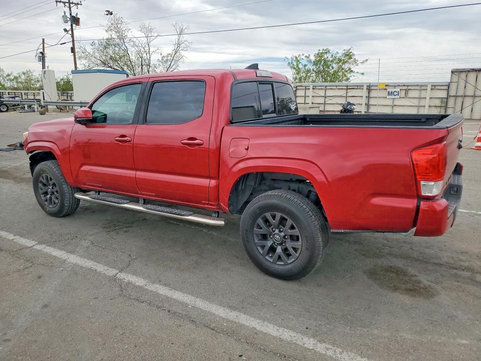 2016 Toyota Tacoma SR