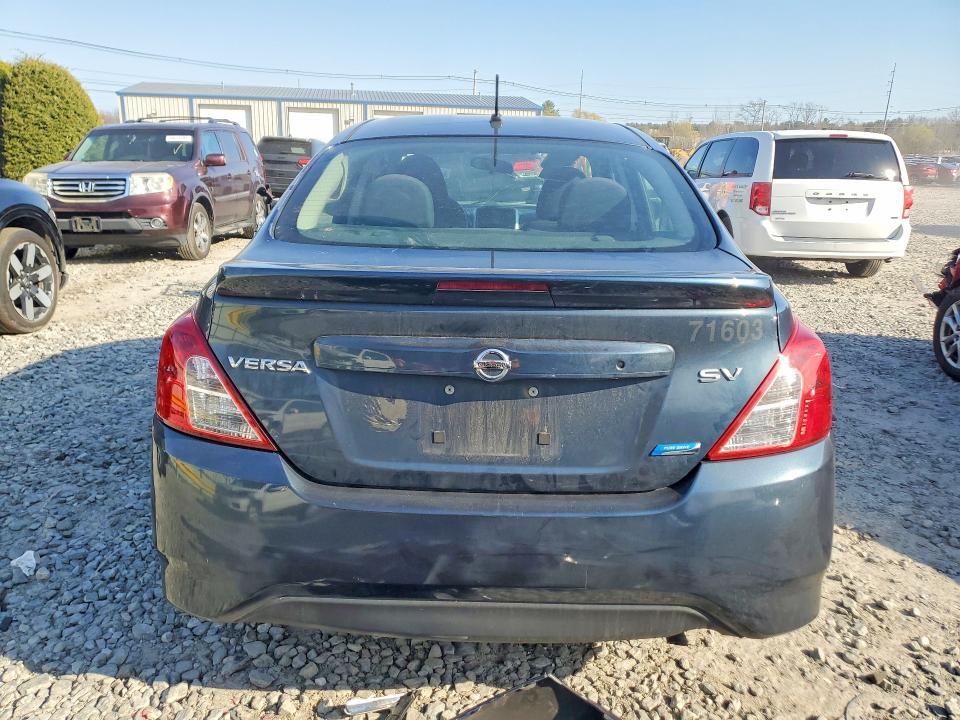 2016 Nissan Versa 1.6 sv