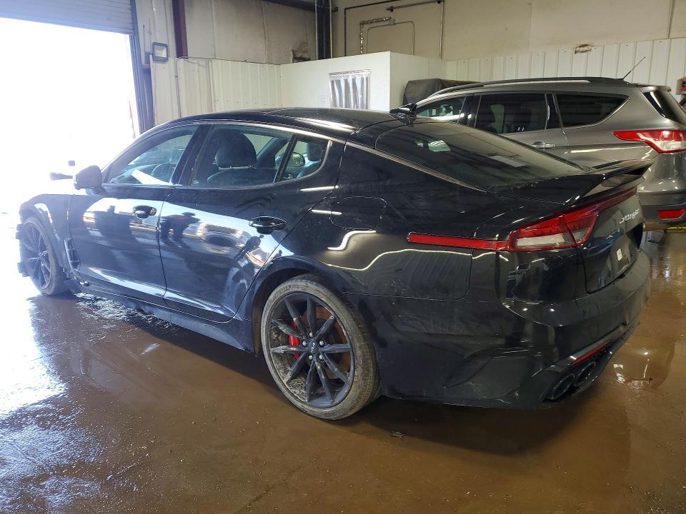 2022 KIA Stinger GT2