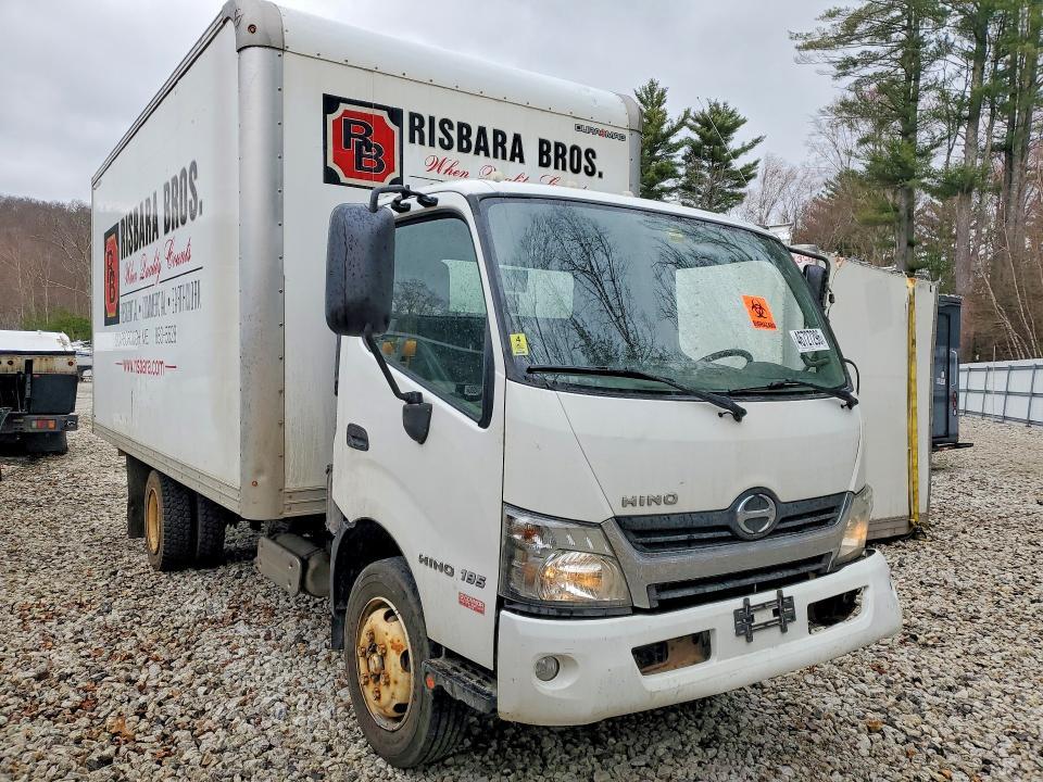 2019 Hino 195 box Truck