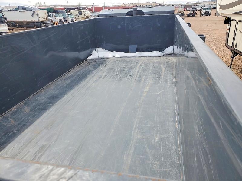2025 Lamar DT831637 Dump Trailer