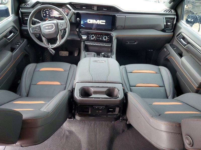 2026 GMC Sierra K2500 AT4