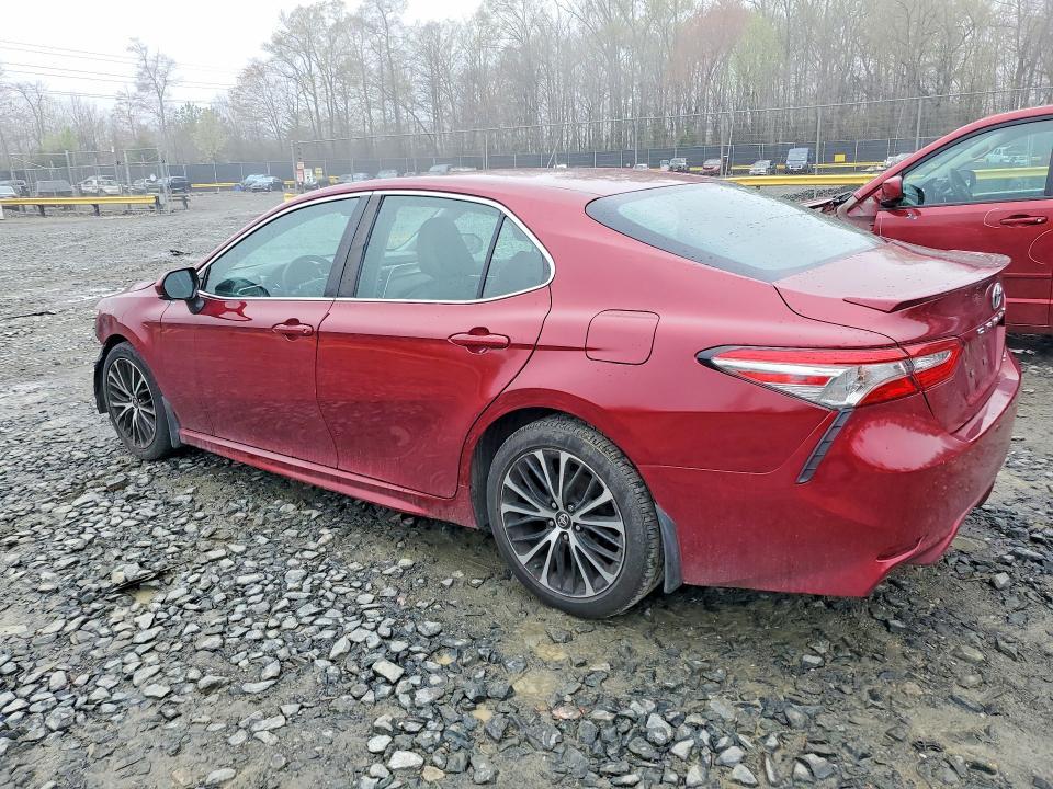 2018 Toyota Camry se