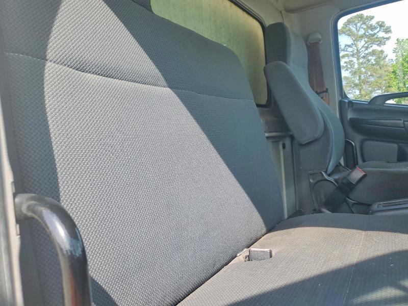 2017 Hino 258/268 BOX Truck