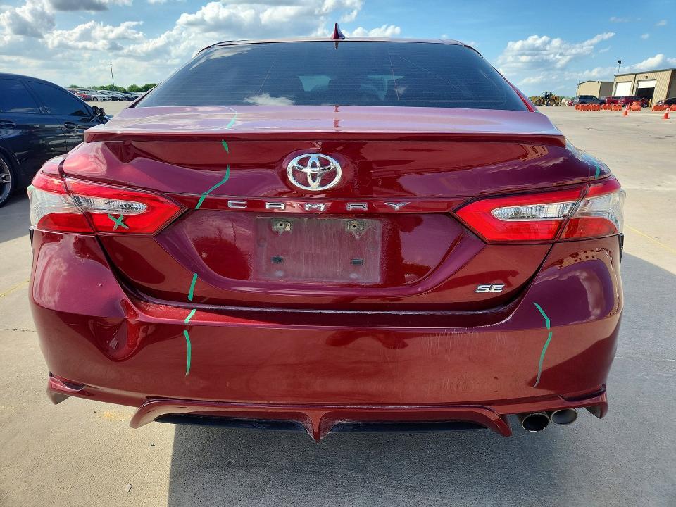 2018 Toyota Camry se