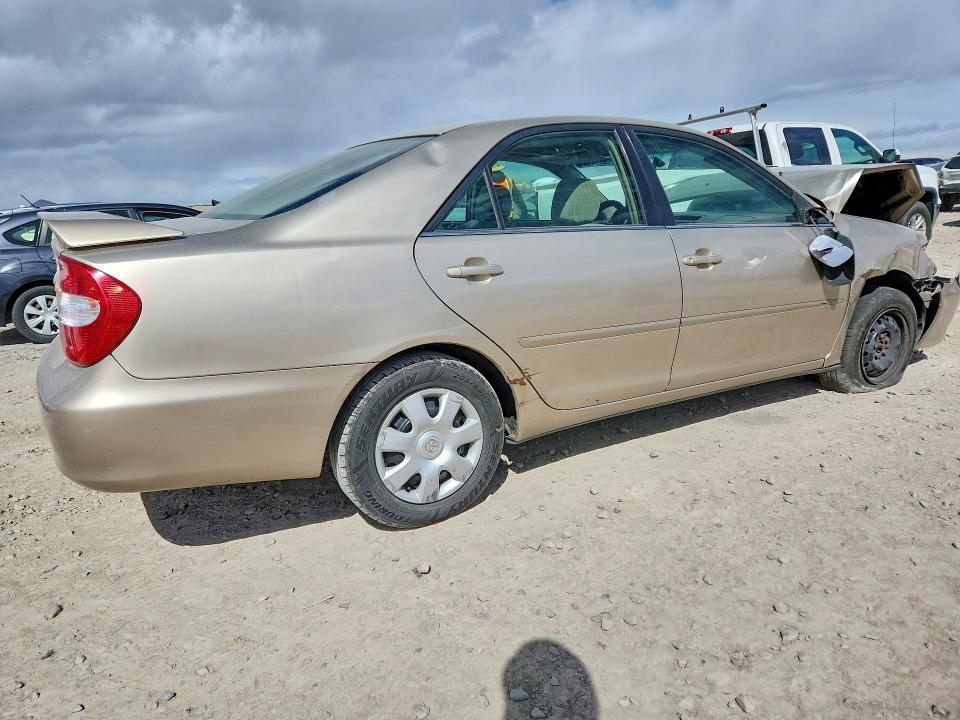 2003 Toyota Camry le