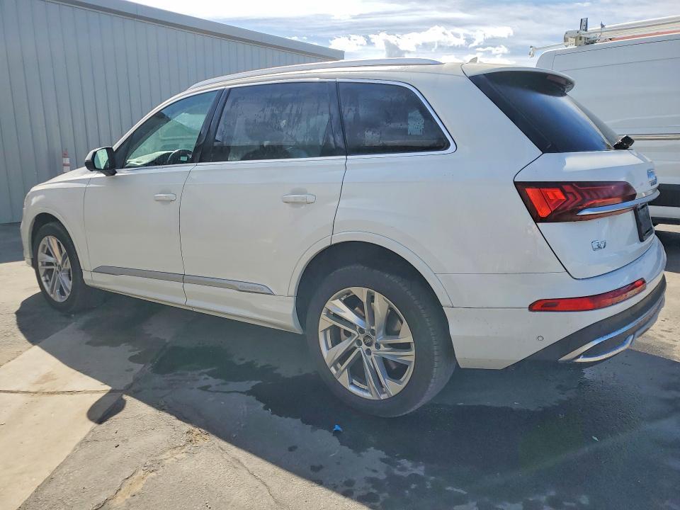 2021 Audi Q7 Premium Plus