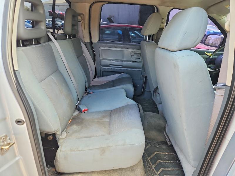 2005 Dodge Dakota Quad SLT
