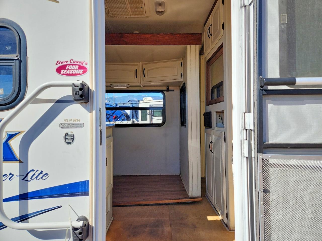 2012 Keystone Outback Camper