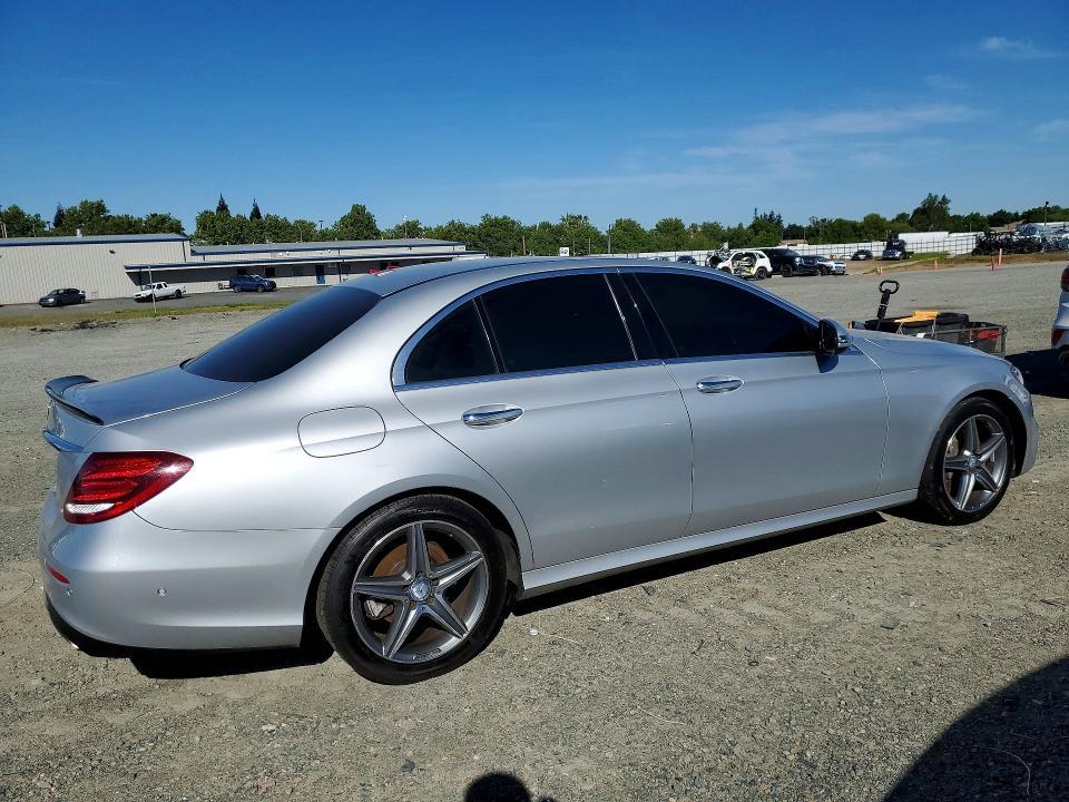 2017 Mercedes-Benz E 300