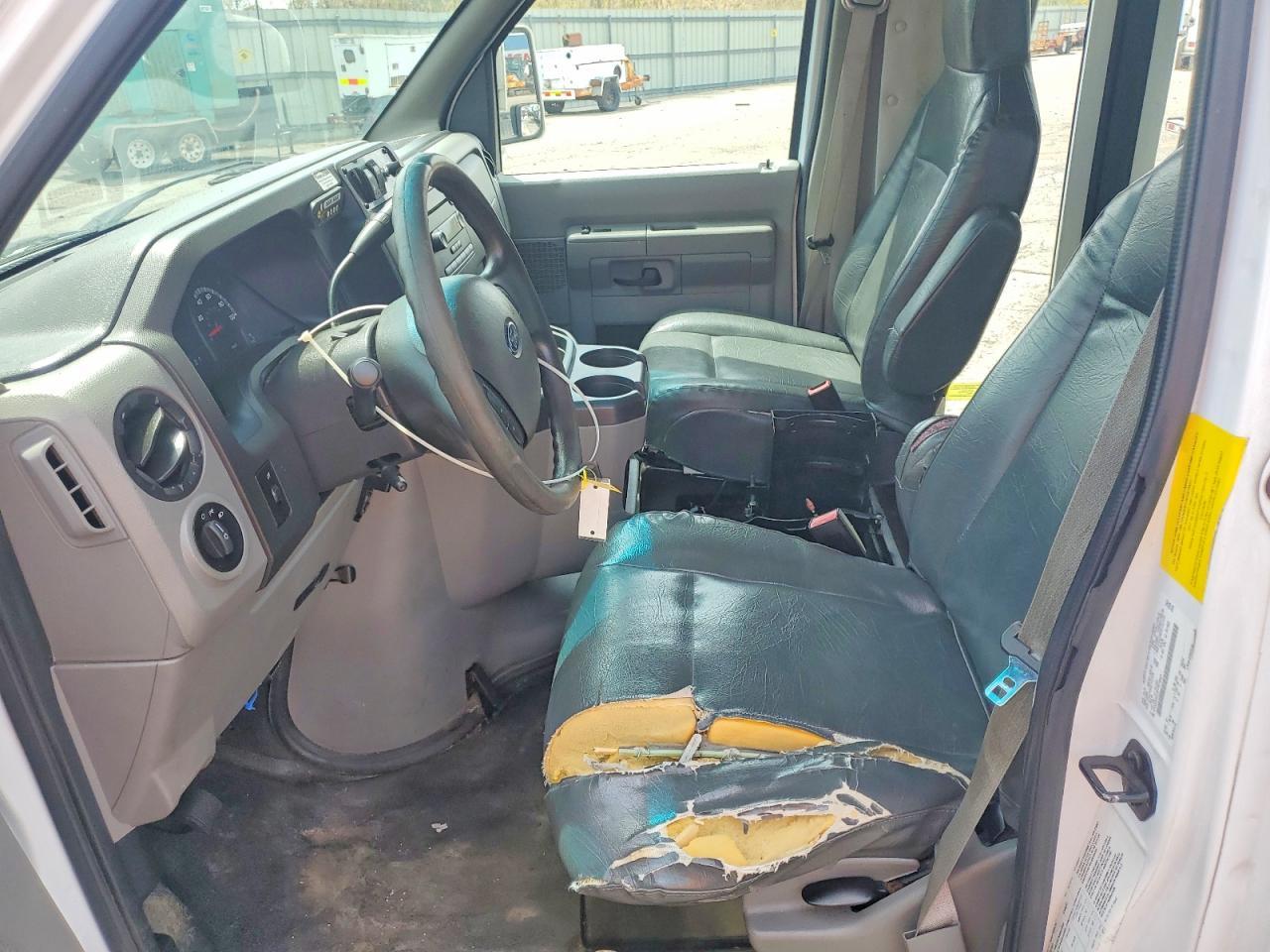 2014 Ford E350 Shuttle Bus