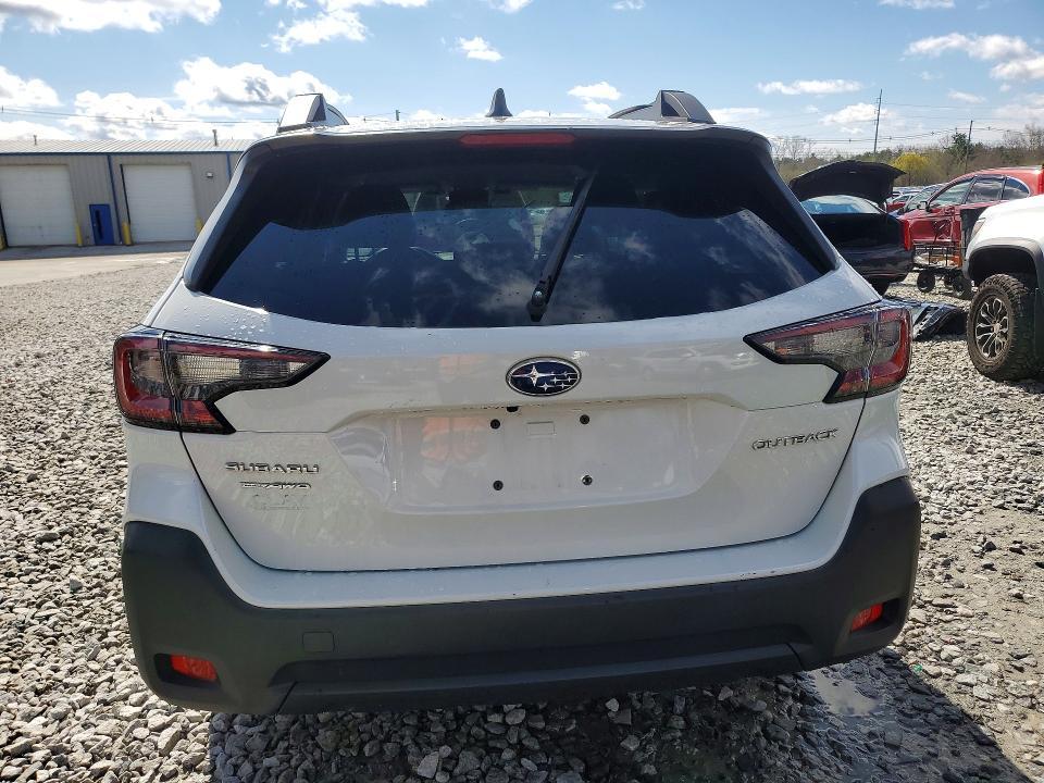 2023 Subaru Outback Premium