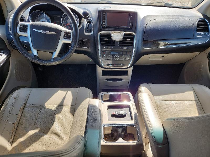 2012 Chrysler Town & Country Touring