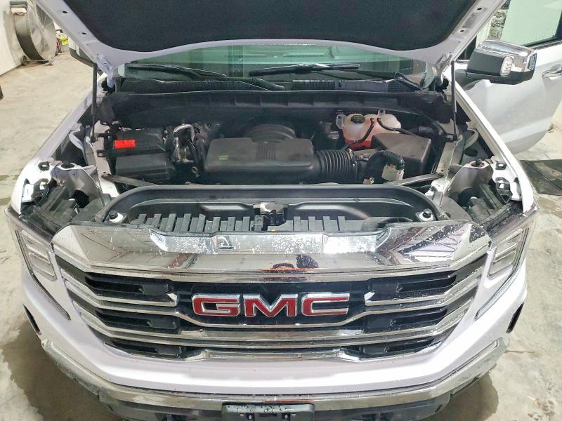 2026 GMC Sierra K1500 SLT