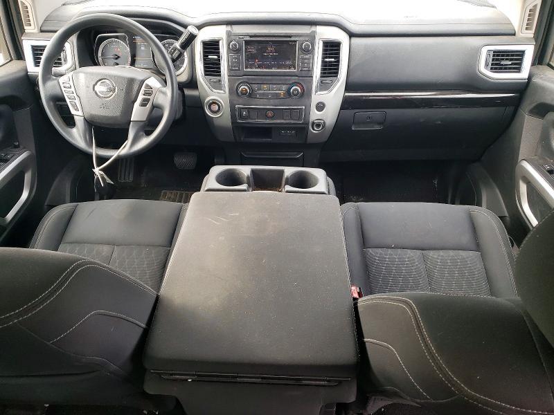 2019 Nissan Titan SV